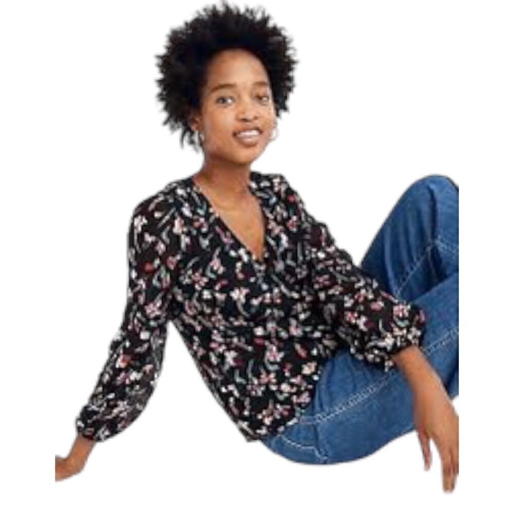 Madewell Shirred-Sleeve V Neck Top in Drifting Flowers Small